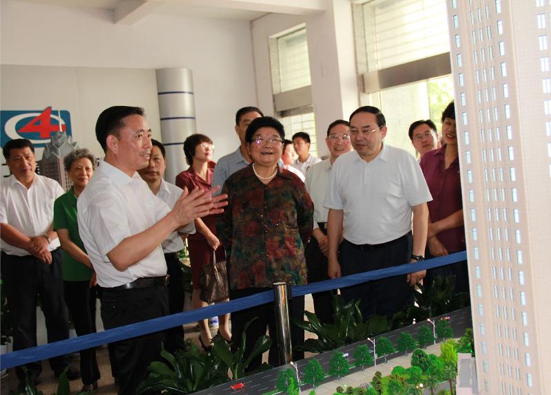 2012年9月，中國(guó)關(guān)心下一代工作委員會(huì)主任顧秀蓮來公司調(diào)研