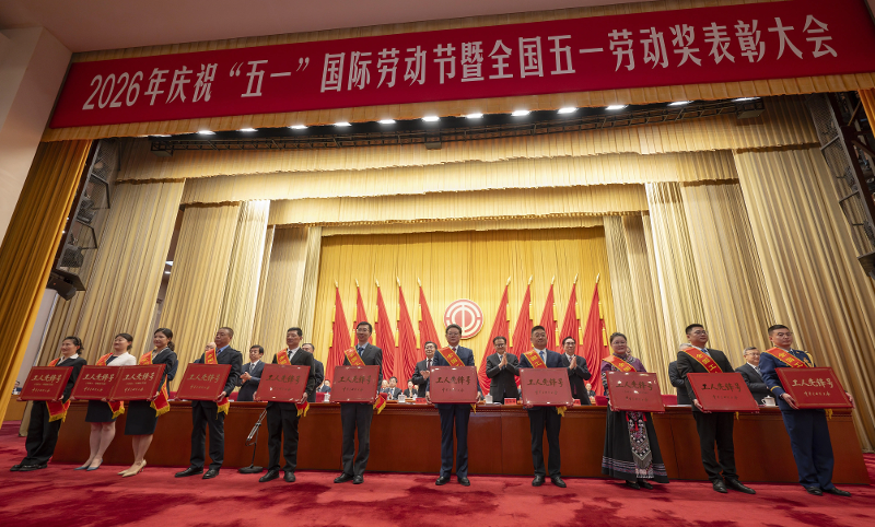 榜樣如燈 追光前行⑨ | 四化建岳陽污水治理項目部獲評“全國工人先鋒號”